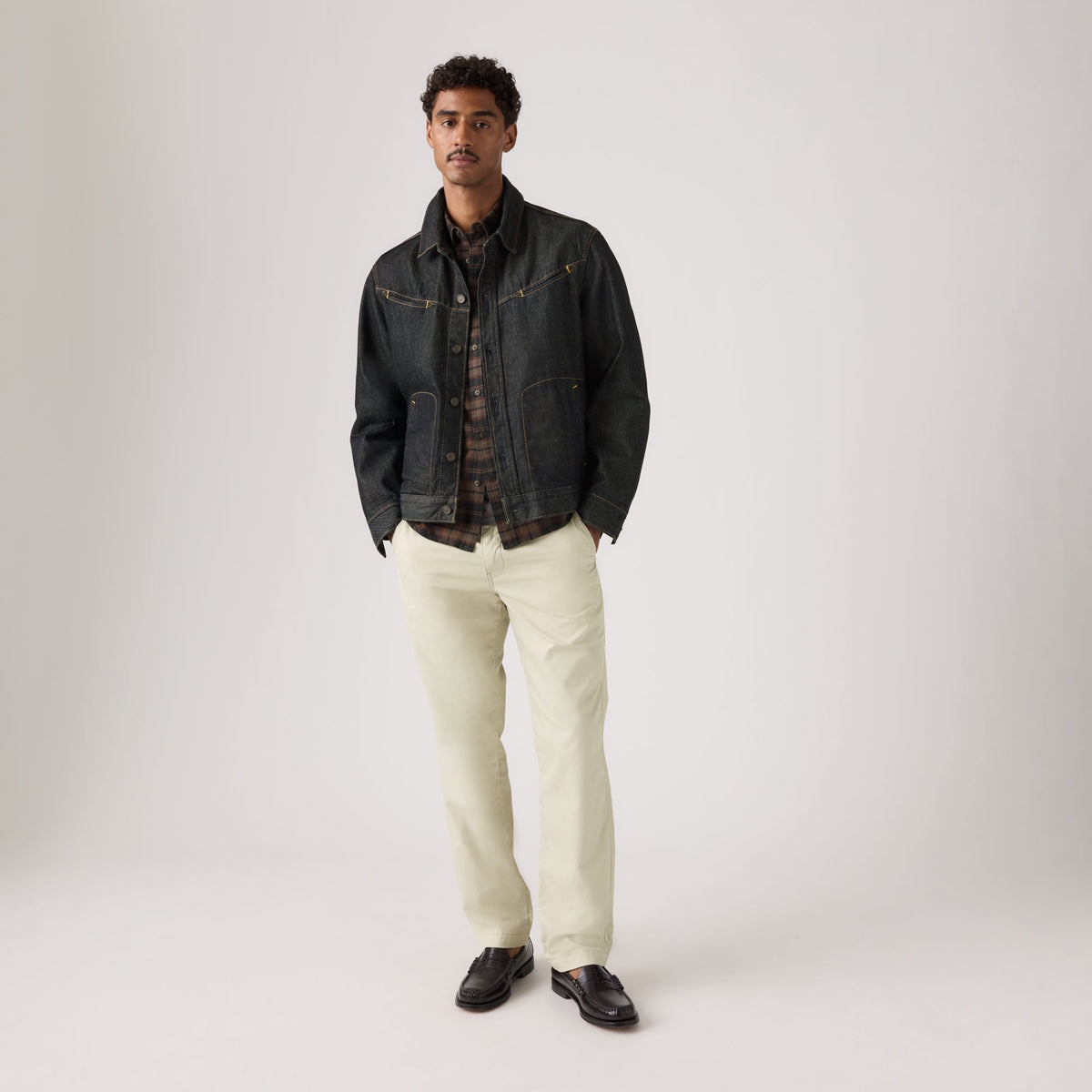 LEVI'S® MEN'S XX CHINO AUTHENTIC RELAXED LIGHTWEIGHT PANTS - NEUTRAL