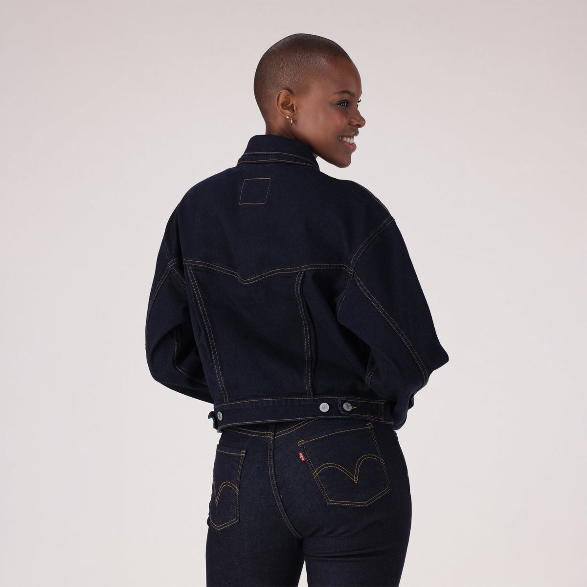 LEVI'S® WOMEN'S '90S TRUCKER JACKET - DARK INDIGO FLAT FINISH