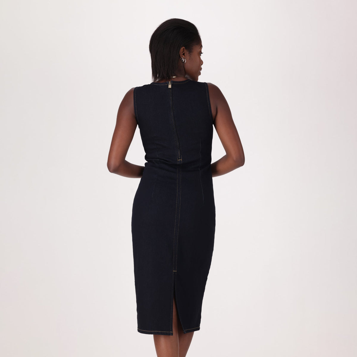 LEVI'S® WOMEN'S COLUMN MIDI DRESS - DARK WASH