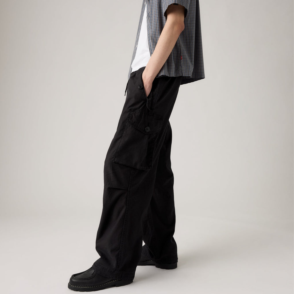 LEVI'S® MEN'S BAGGY FIELD CARGOS - BLACK