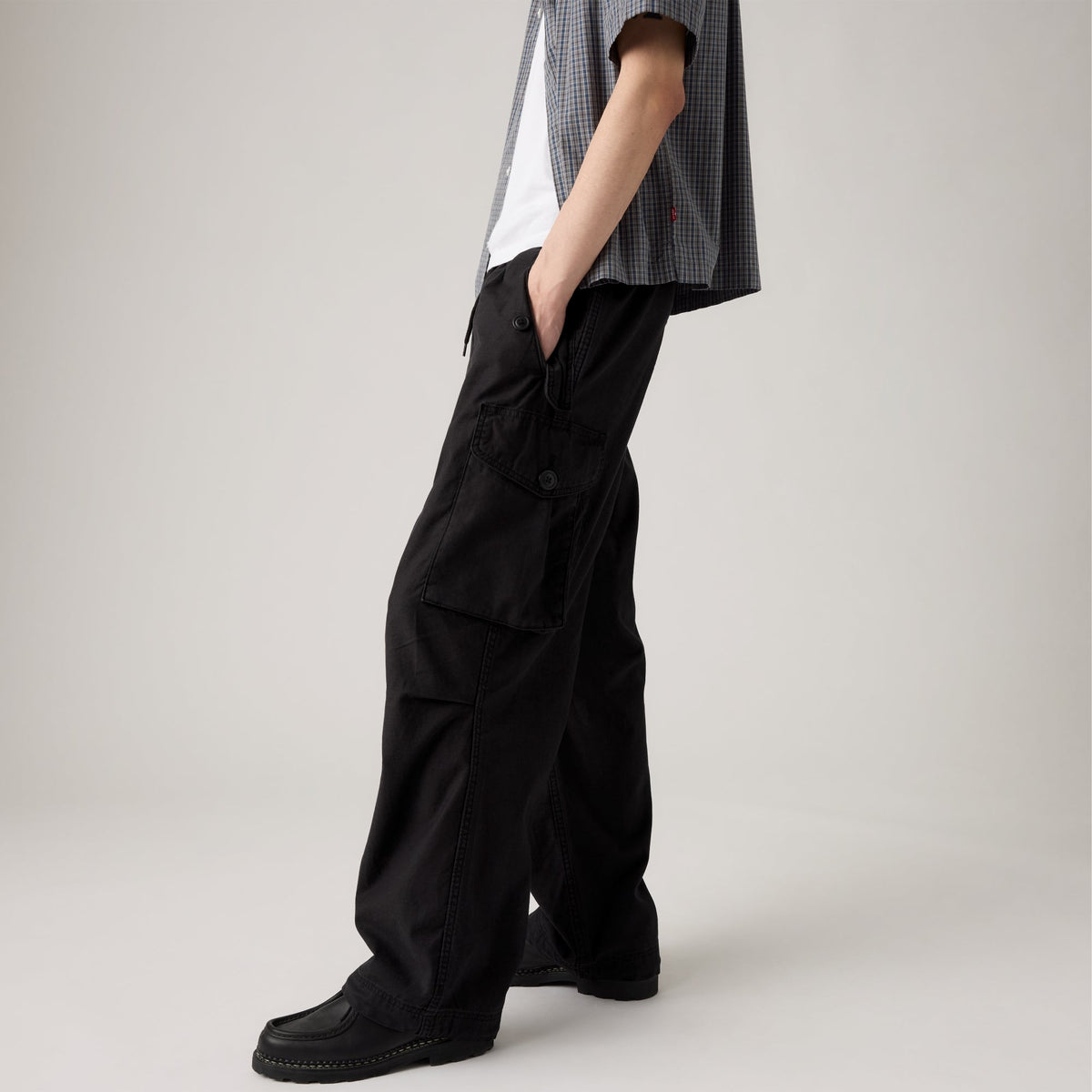LEVI'S® MEN'S BAGGY FIELD CARGOS - BLACK