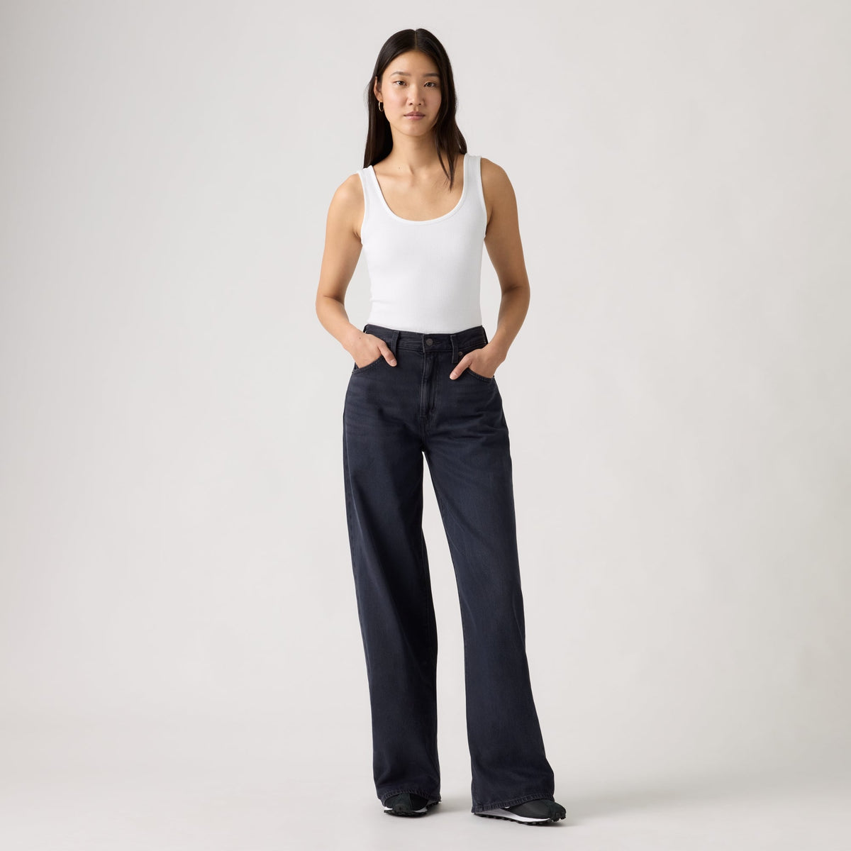 LEVI'S® WOMEN'S CINCH WIDE LEG JEANS - MED INDIGO - WORN IN