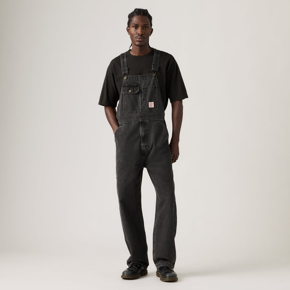 LEVI'S® MEN'S LOOSE OVERALLS - BLACK