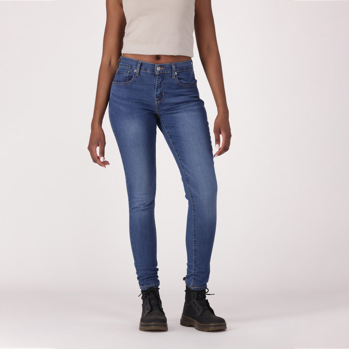 LEVI'S® WOMEN'S CURVY HIGH-RISE SUPER SKINNY  - MED INDIGO - WORN IN