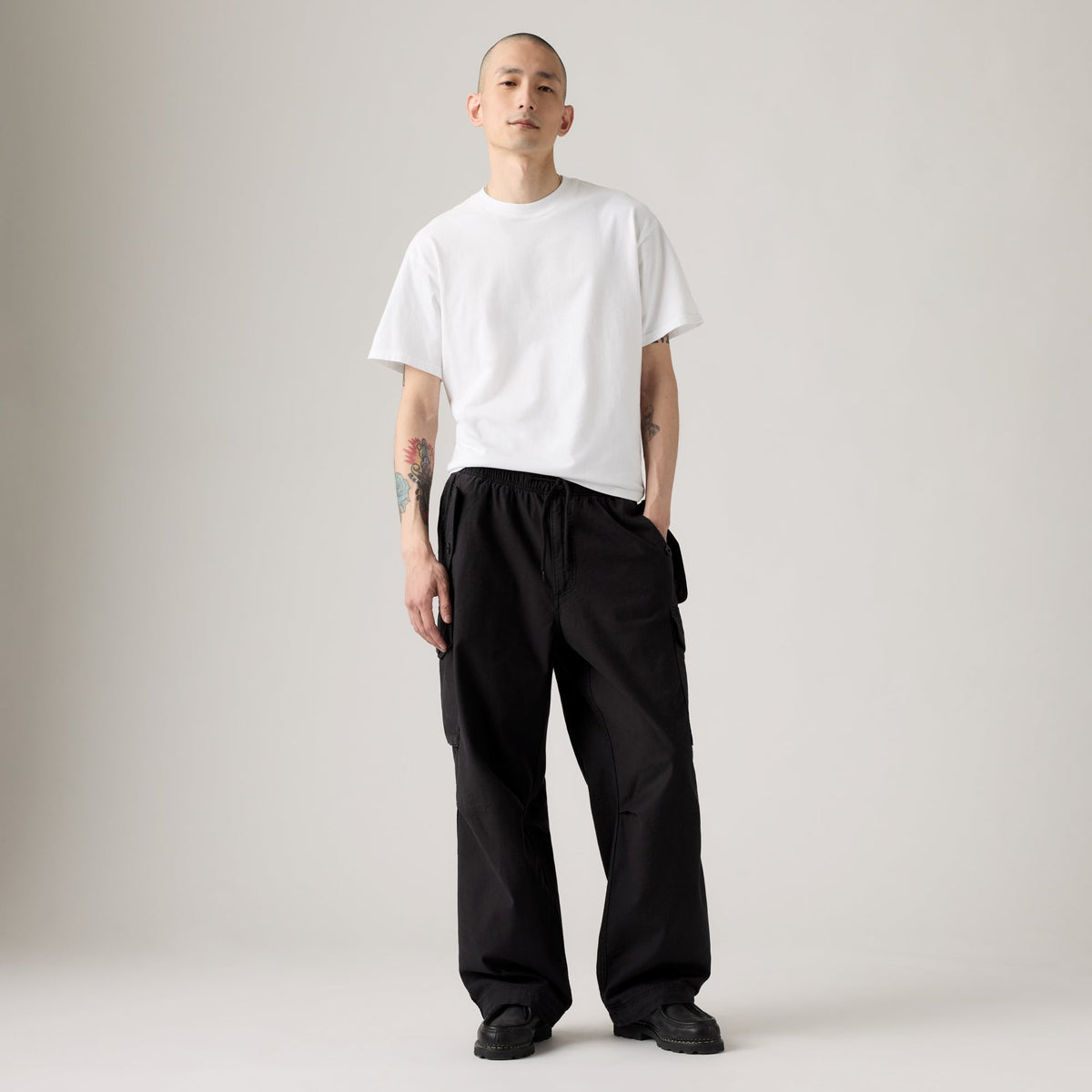 LEVI'S® MEN'S BAGGY FIELD CARGOS - BLACK