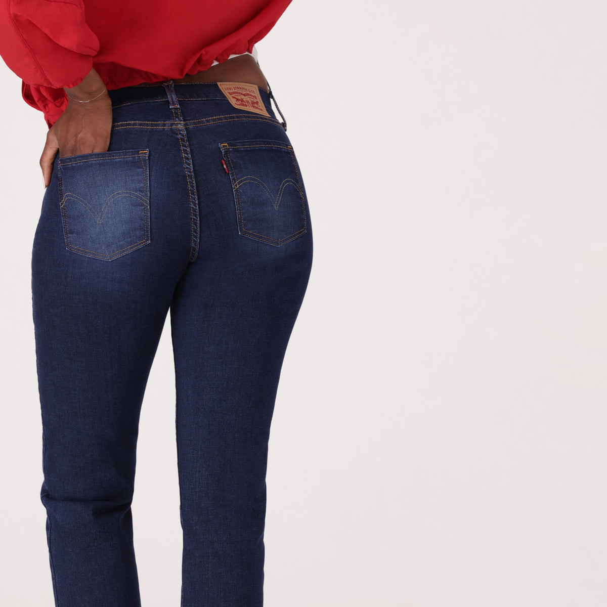 LEVI'S® WOMEN'S CURVY STRAIGHT  - DARK INDIGO - WORN IN