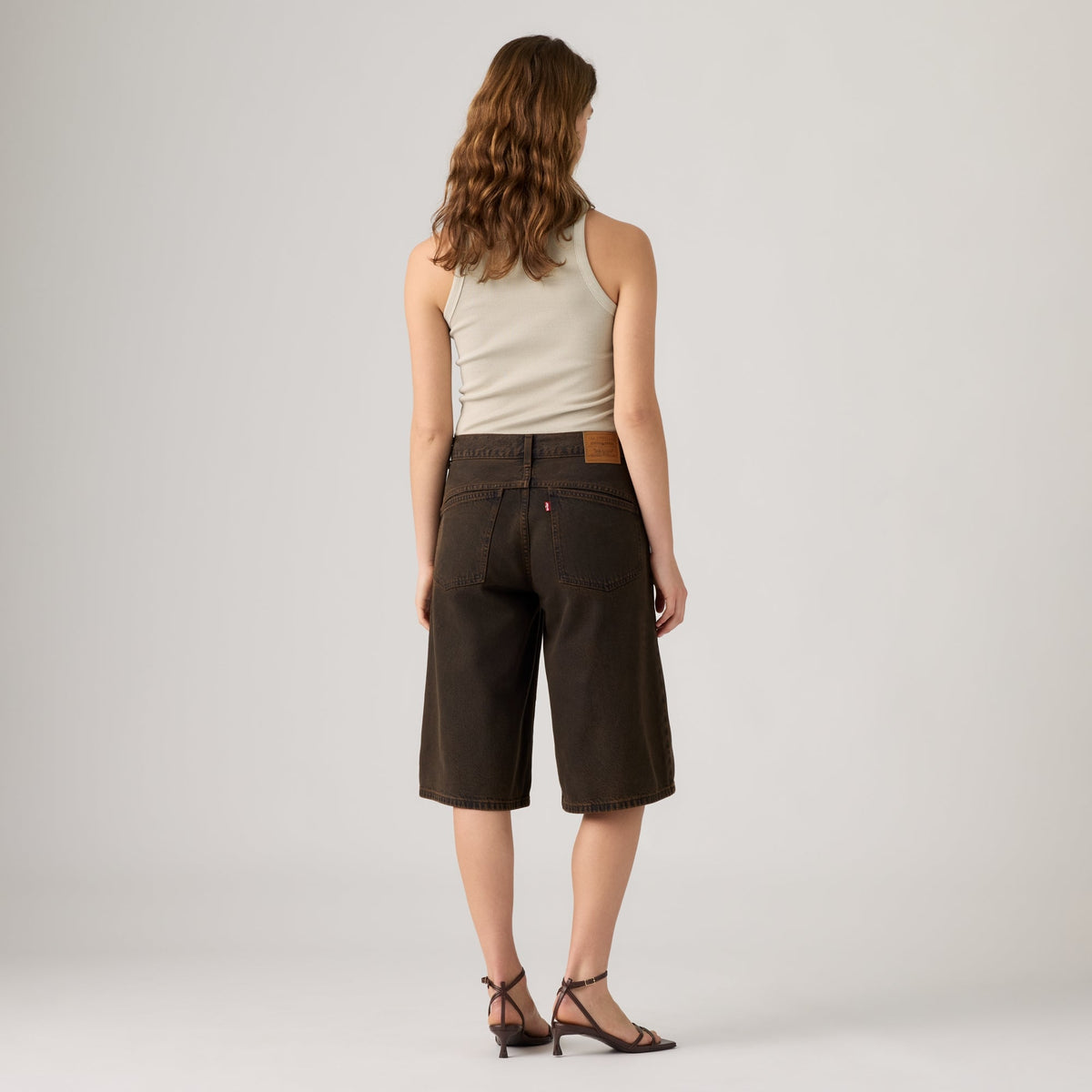 LEVI'S® WOMEN'S SUPER BAGGY JORTS - BROWN