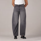 LEVI'S® WOMEN'S CINCH BARREL JEANS - BLACK