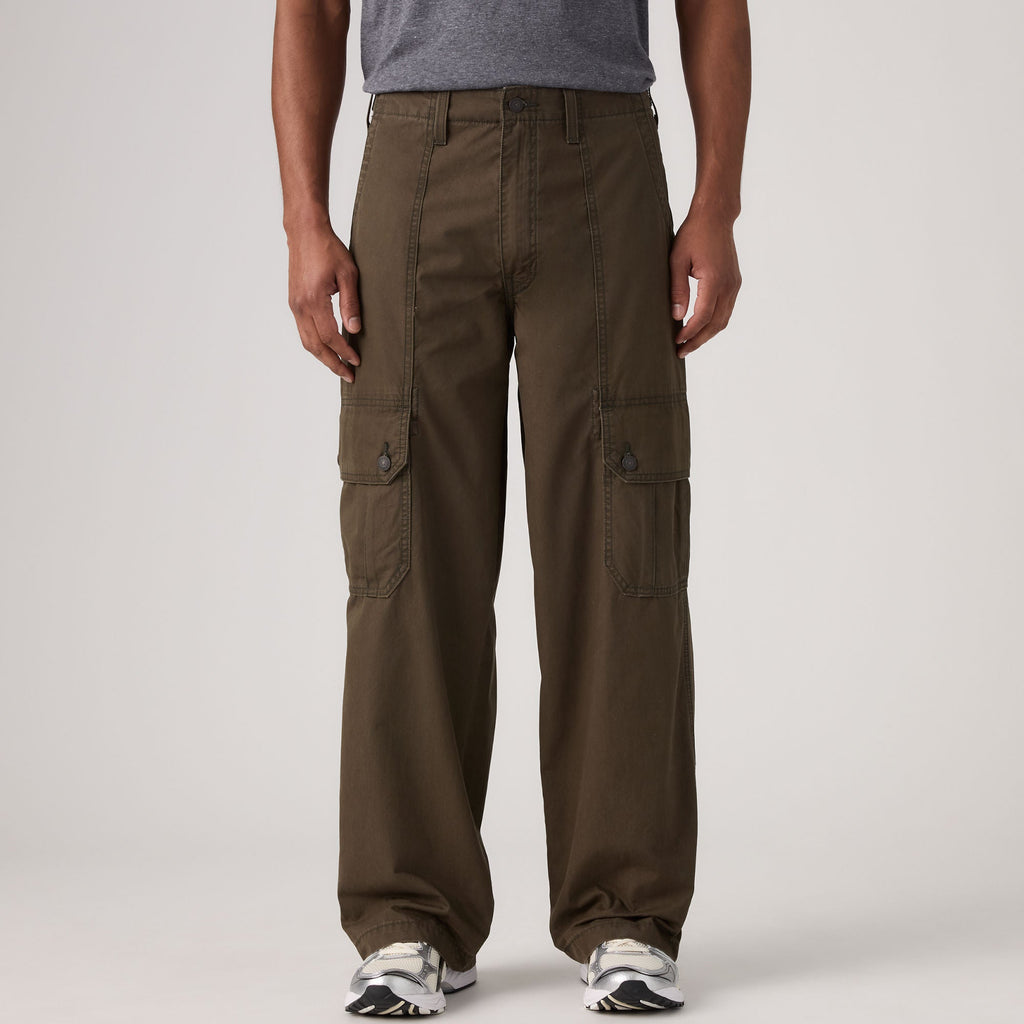 LEVI'S® MEN'S EXTRA BAGGY CARGOS - BROWN