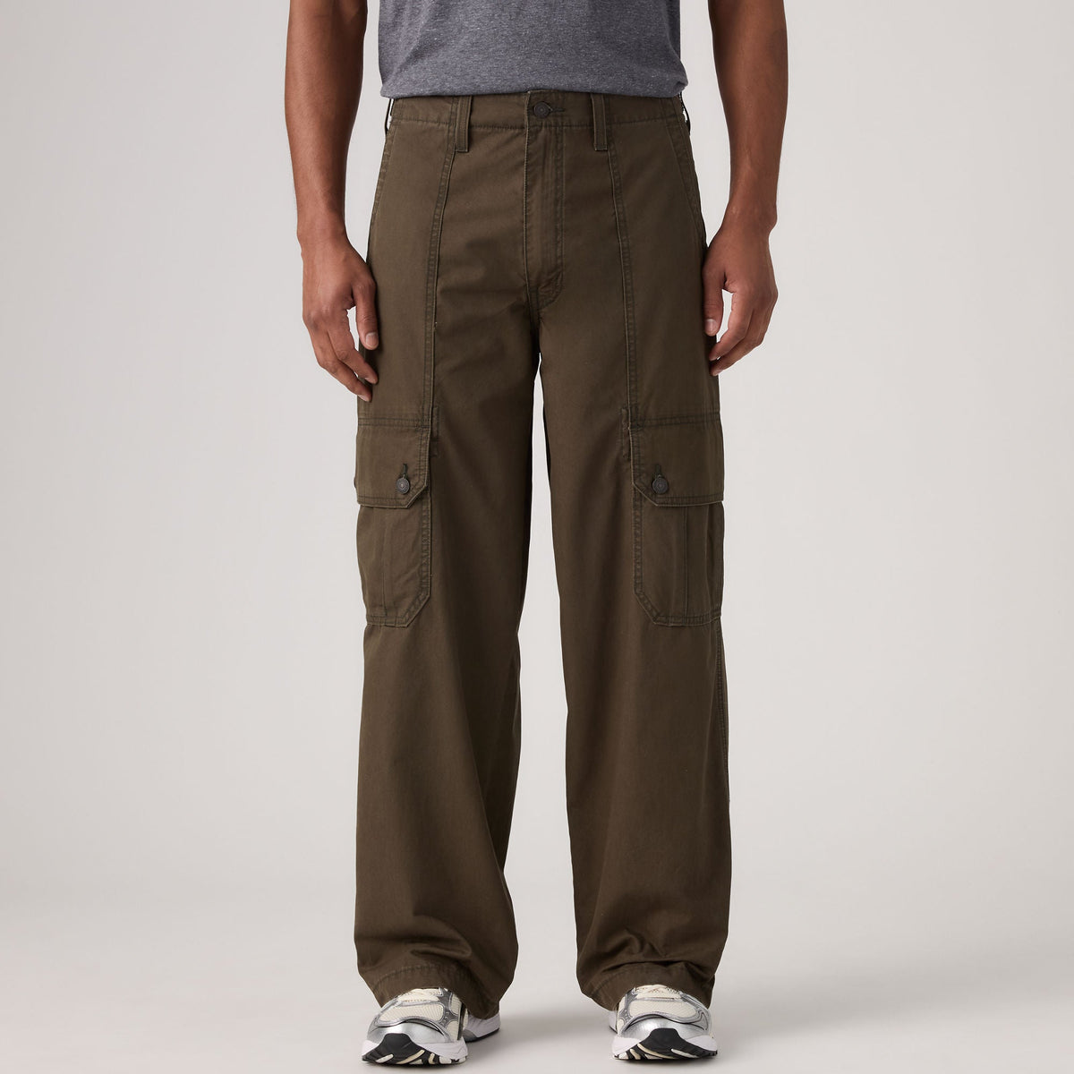 LEVI'S® MEN'S EXTRA BAGGY CARGOS - BROWN