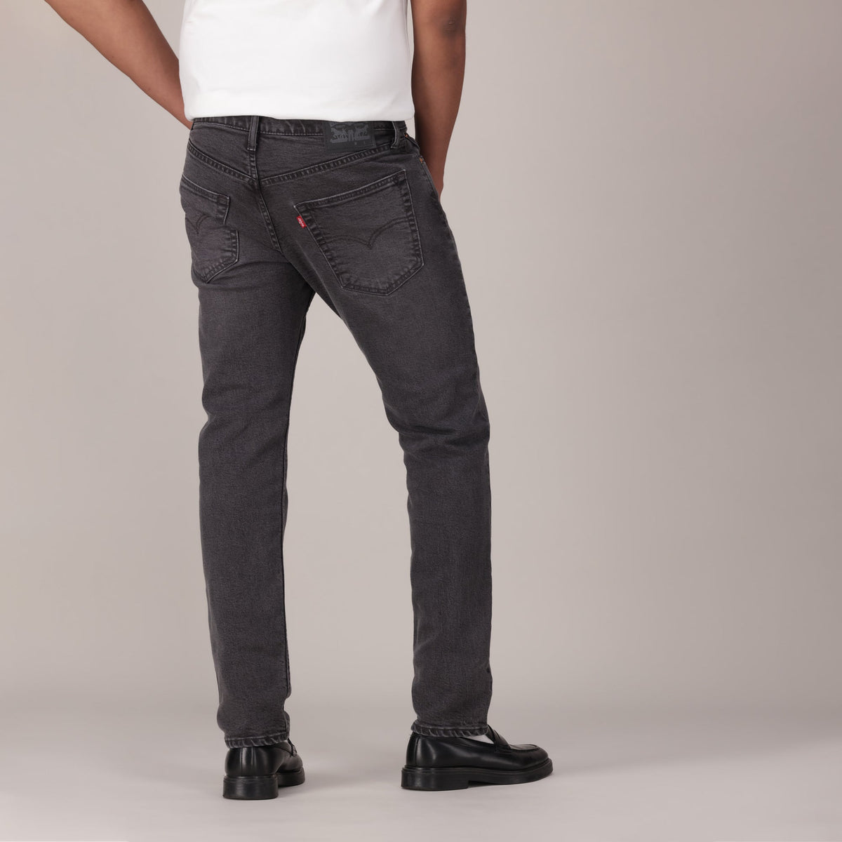 LEVI'S® MEN'S 502™ TAPER JEANS - GREY