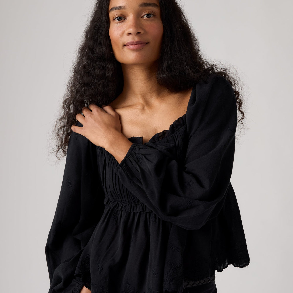 LEVI'S® WOMEN'S OTTIE LONG SLEEVE BOHO BLOUSE - BLACK