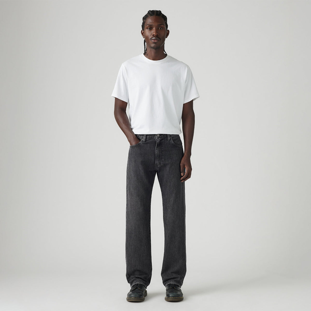LEVI'S® MEN'S 555™ RELAXED STRAIGHT JEANS - BLACK