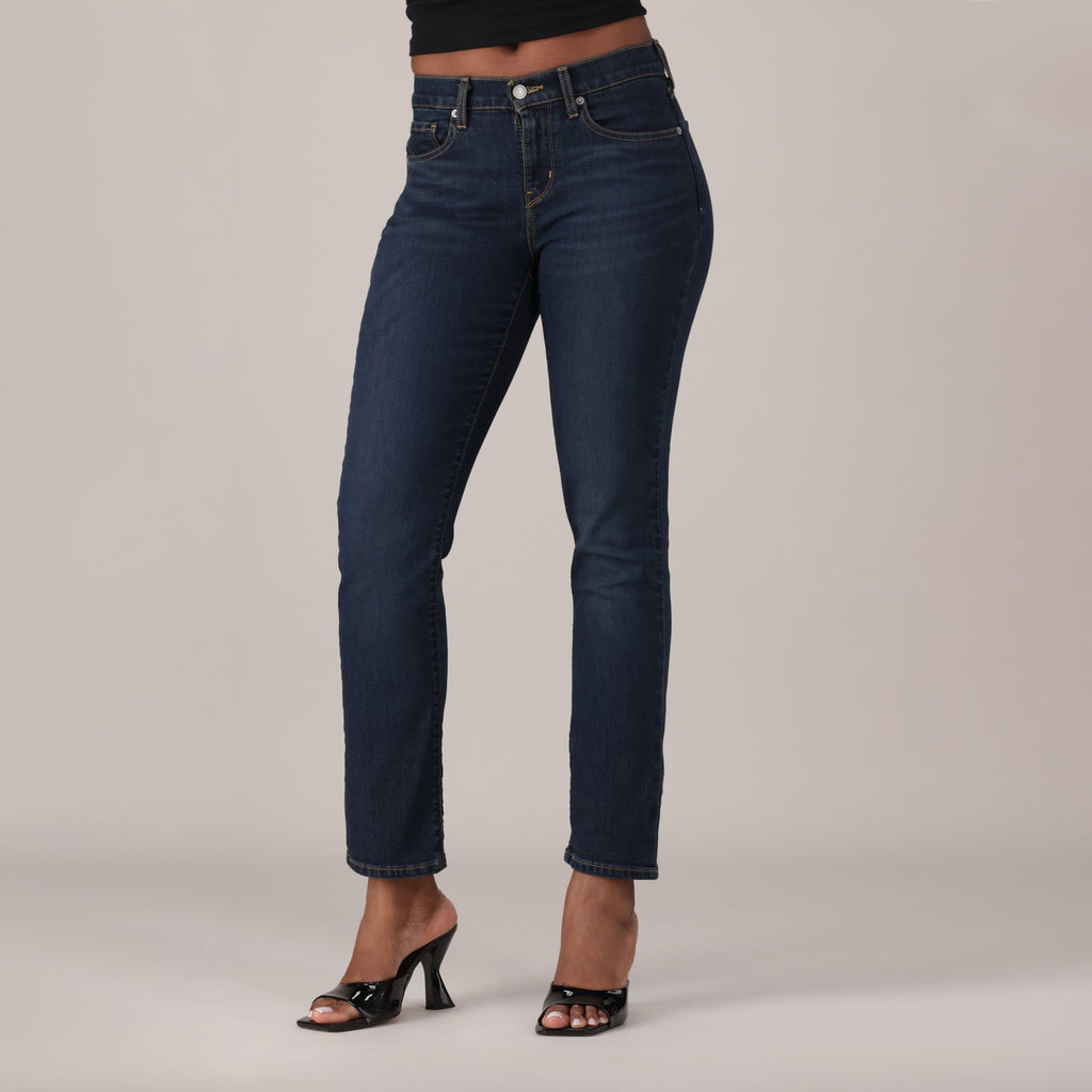 LEVI'S® WOMEN'S CURVY STRAIGHT  - DARK INDIGO - WORN IN