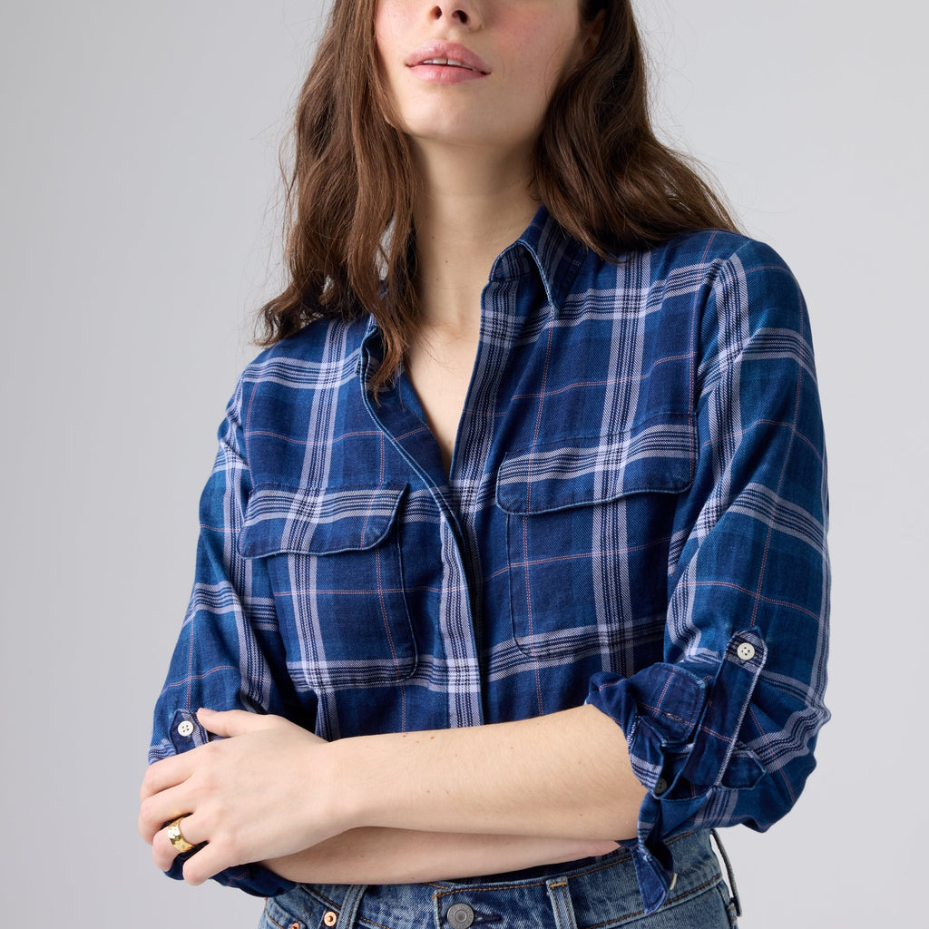 LEVI'S® WOMEN'S ELAINE UTILITY SHIRT - MULTI-COLOR