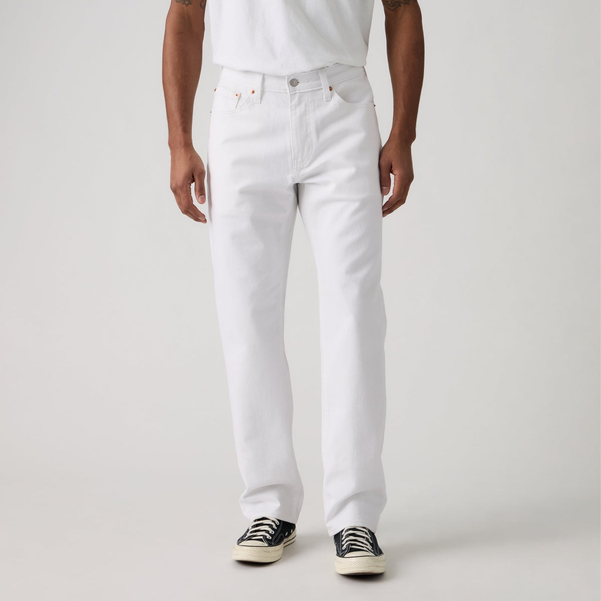 LEVI'S® MEN'S 541™ ATHLETIC TAPER JEANS - WHITE