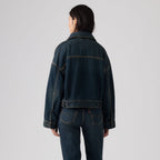 LEVI'S® WOMEN'S LOOSE CROP TRUCKER JACKET - MED INDIGO - WORN IN